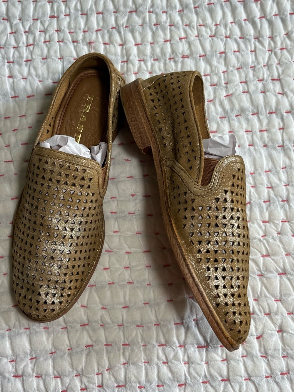 Womens Metallic Good Perforated Slip-On Loafers